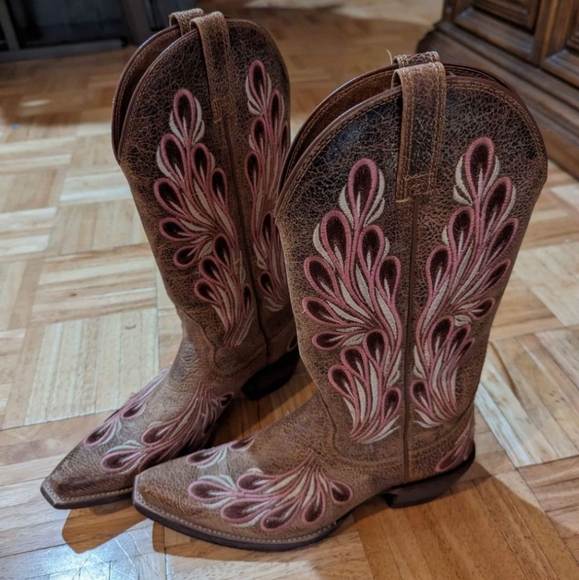 Women's Ariat boots size 7.5 - Picture 2 of 4